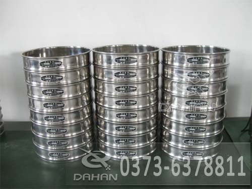 實(shí)驗(yàn)室檢驗(yàn)篩分機(jī) 實(shí)驗(yàn)室檢驗(yàn)篩分機(jī)